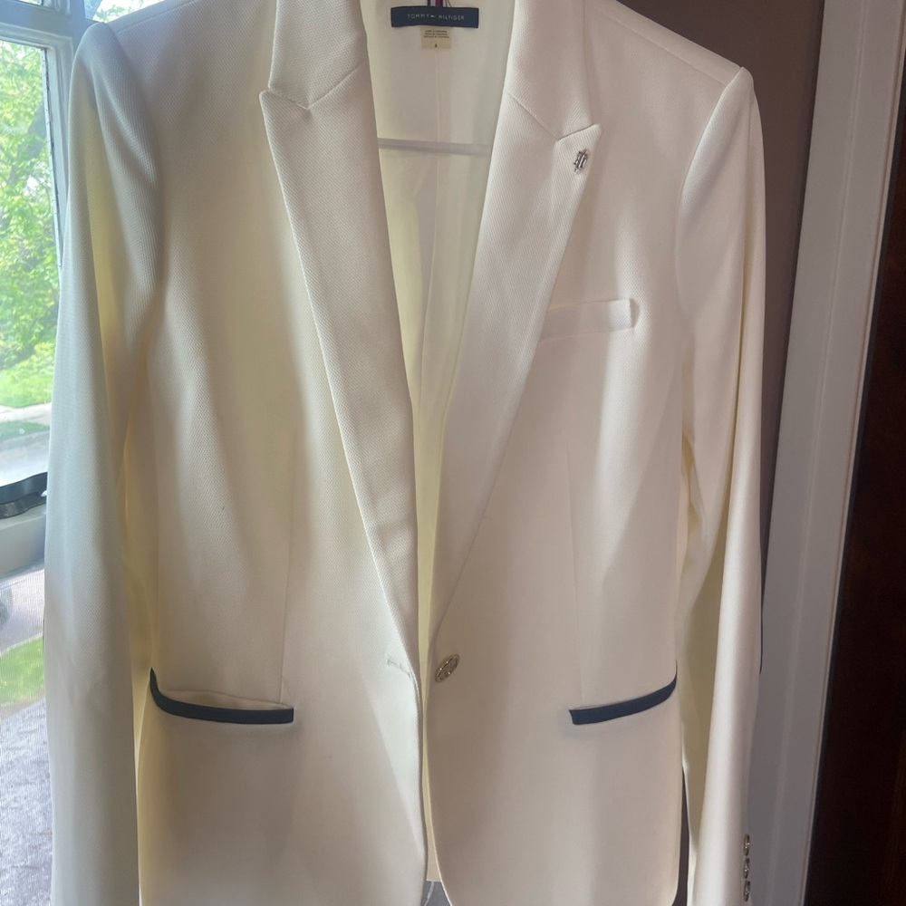 Women’s White Blazer with elbow patches
